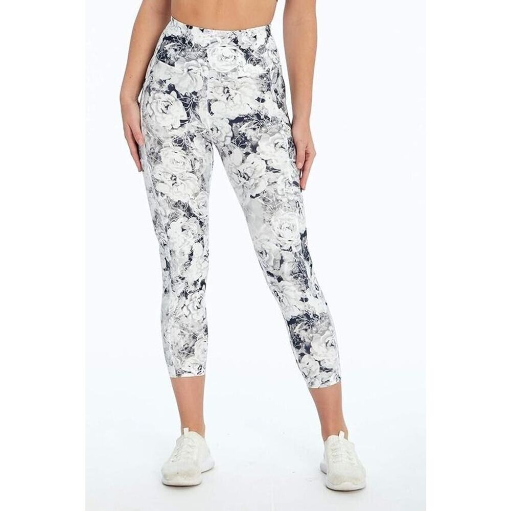 Marika Size M High Rise Crop Leggings Stone Floral Gray MLC0844A - Picture 3 of 8